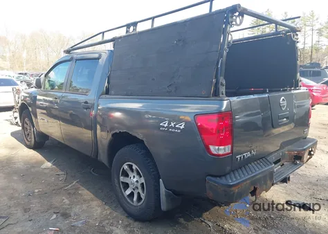 2005 Nissan Titan Xe z USA, uszkodzony, nr VIN 1N6AA07B35N553838